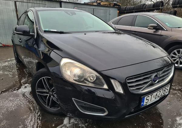 Volvo S60 cena 32999 przebieg: 207150, rok produkcji 2011 z Ujazd małe 781